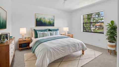 9272 Vista Del Lago