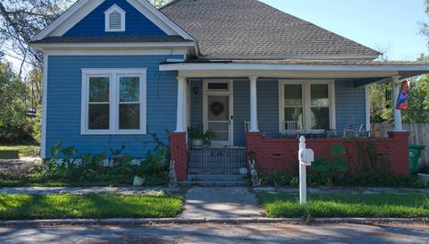 120 3rd Ave