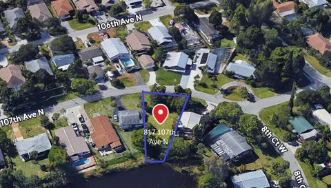 817 107th Ave N