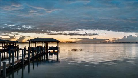 12428 Summerport
