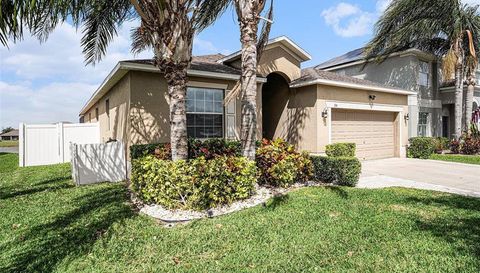 914 PEREGRINE HILL PLACE