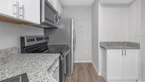 3166 LAKE PINE WAY S