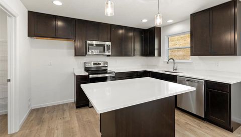 304 Winding Bluffs Court