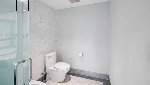 200 Biscayne Boulevard Way