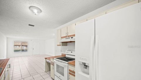 655 ROSEWOOD