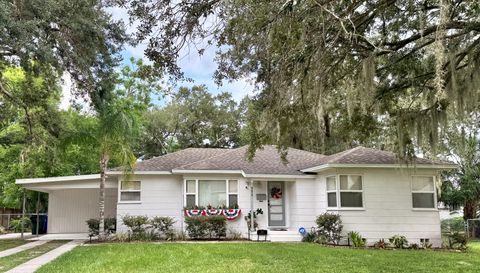 552 Palencia Pl