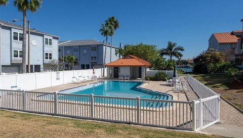 557 PINELLAS BAYWAY S