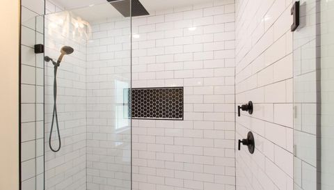 3395 Mariana Oaks Dr