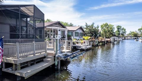 5184 S Riverview Cir