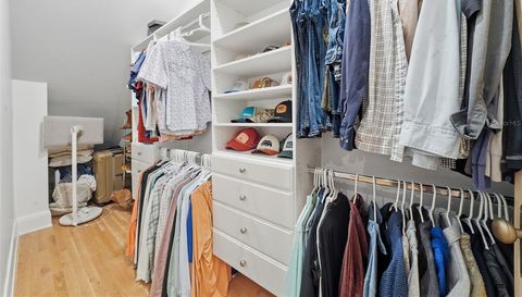 344 W RIO VISTA COURT