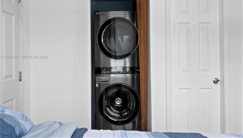 1027 Pennsylvania Ave