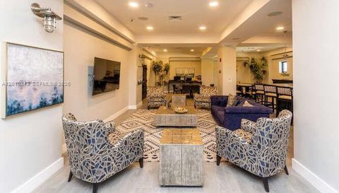 2501 N Ocean Dr