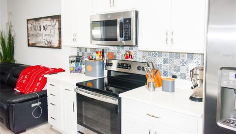 180 LAKE SMART CIRCLE