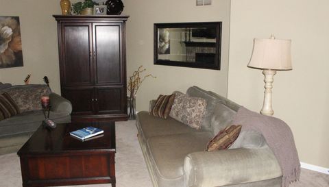 1027 Blackthorn Cove