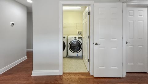 254 Valencia Cir