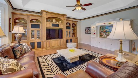 2123 Calusa Lakes