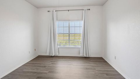 4333 Bayside Village Dr Apt 322