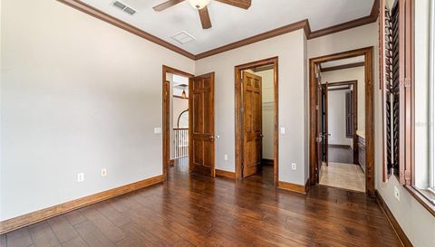 678 SE 47TH LOOP