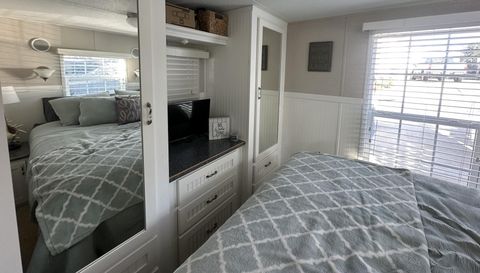 195 Grand View Dr
