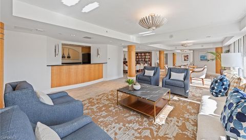 4041 Gulf Shore Blvd N