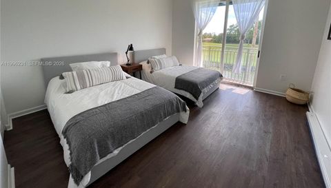 11720 Saint Andrews Pl