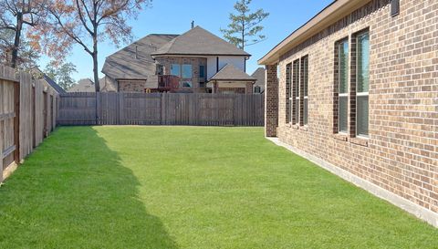 16807 Hemlock Grove Dr