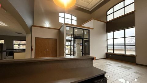555 VALLEY VIEW Drive