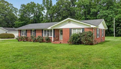196 Summer Rd