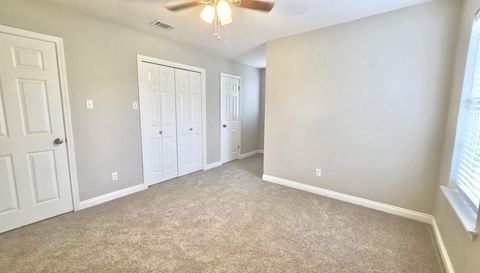 3270 Austin Dr