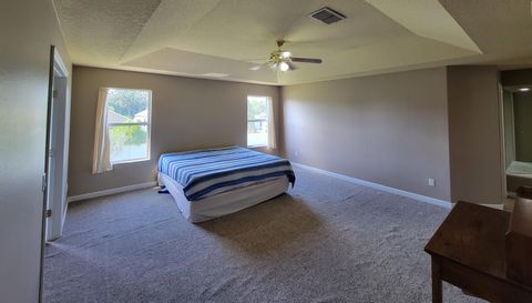 3145 Twisted Oak Loop