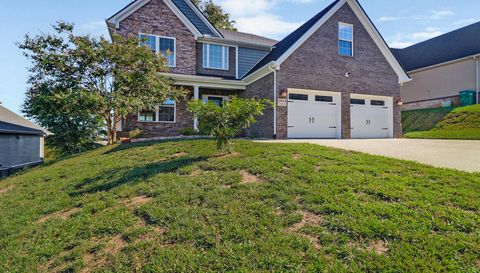 2044 Wooded Mountain Ln