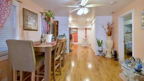 1814 N Sawyer Avenue