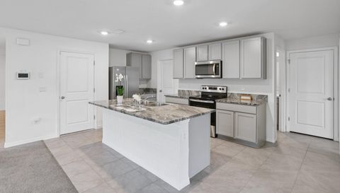 7530 Broad Pointe Dr