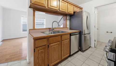 377 Farmingdale Circle