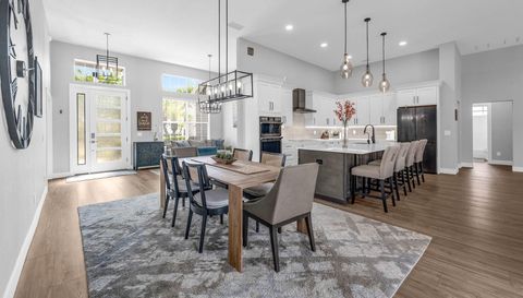 2643 University Acres Dr