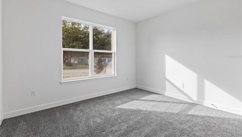 810 W 24TH STREET