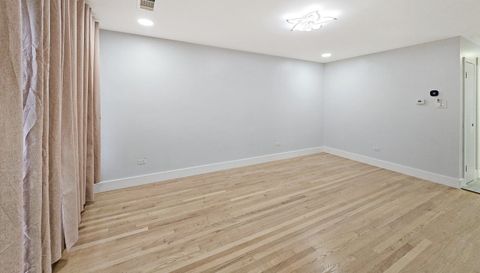 4743 S Keeler Avenue