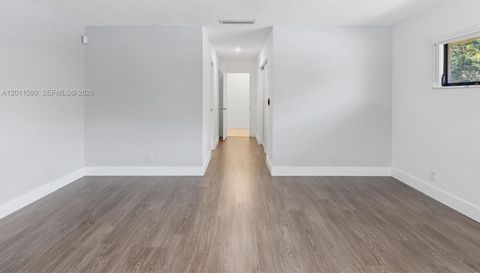 110 Dunwoody Ln