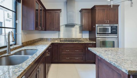 324 Sw 30th Rd