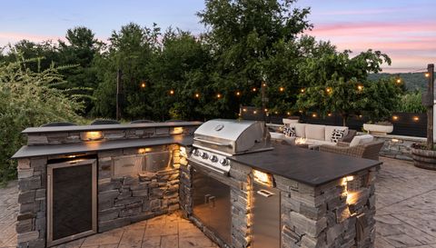 394 Kellwood Dr