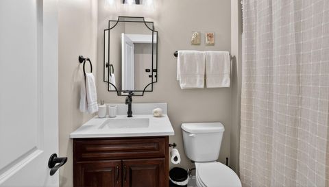 1625 River Bluffs Dr