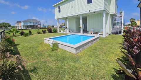 1525 S Live Oak St