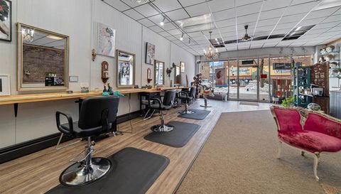 1920 W Superior Street