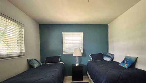 3847 Edgewood