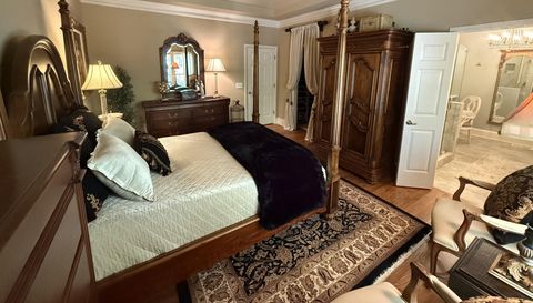 3294 Fox Hunt Trail NW