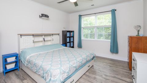 177 Sari St