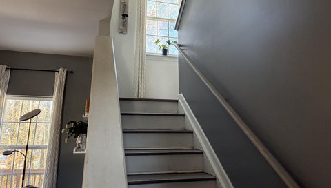 226 N Orchard Farms Ave