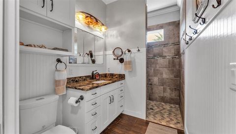 3272 FISH HAWK DRIVE