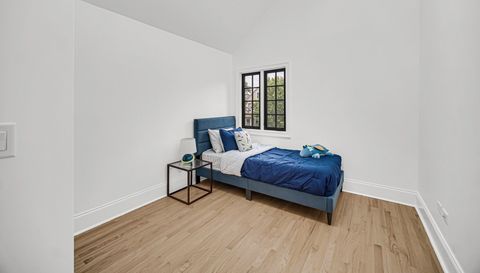 3434 W Palmer Street