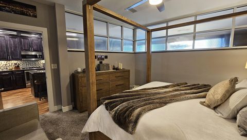 333 W Trade St Unit 1202 Charlotte